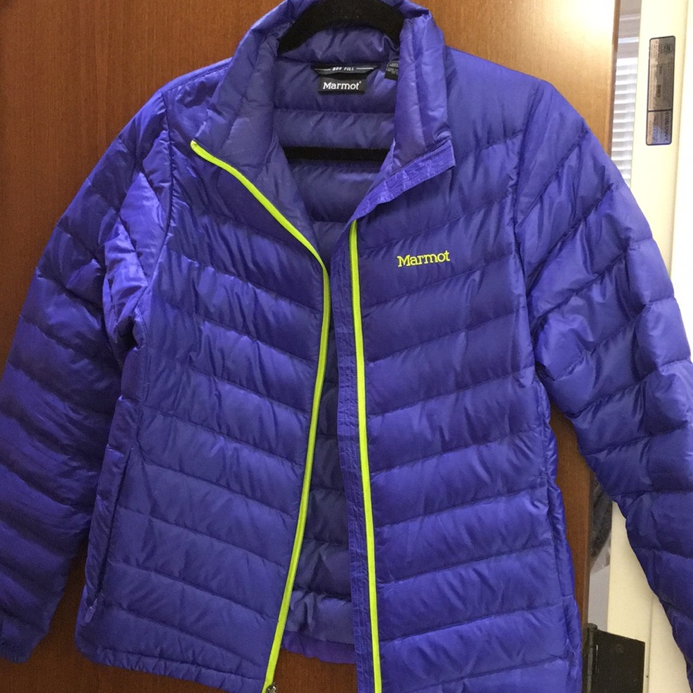 Marmot Women's Down Coat Size Medium